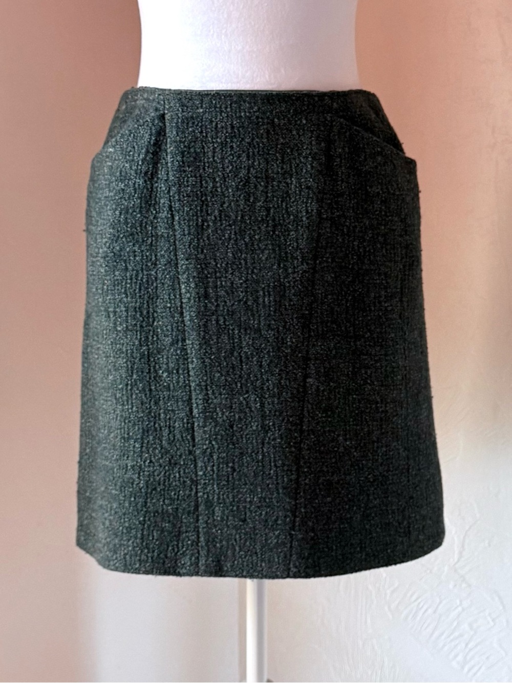 Vintage 1990s Chanel Forest Green Boucle Tweed Mini Skirt 97a 40 FR 8 US S